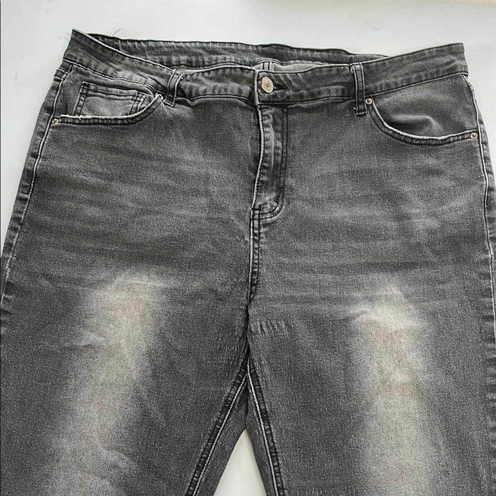 Women's Skinny Jeans in Gray